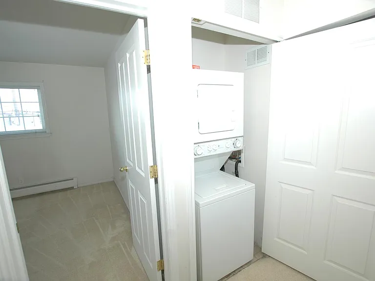 2440 Parmenter Blvd #63 — Photo 17