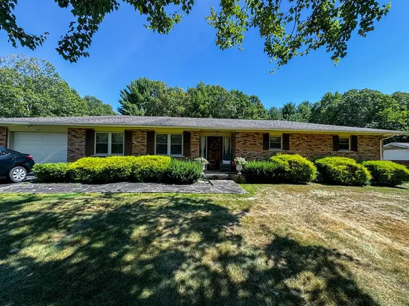 105 S Kimberly St, Shady Spring, WV 25918