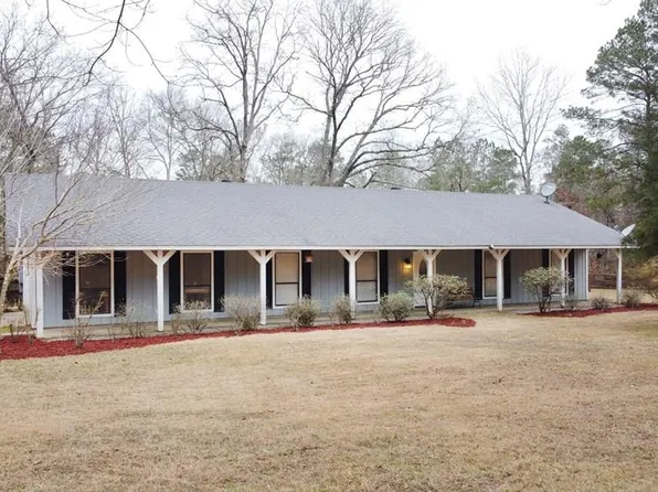 1199 Sherwood Dr, McComb, MS 39648