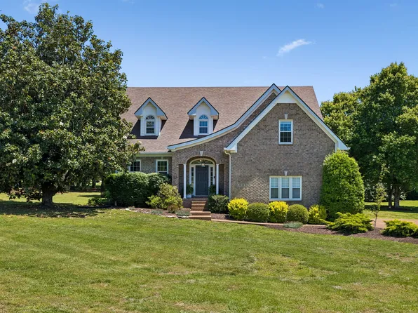 2830 Stacey St, Thompsons Station, TN 37179