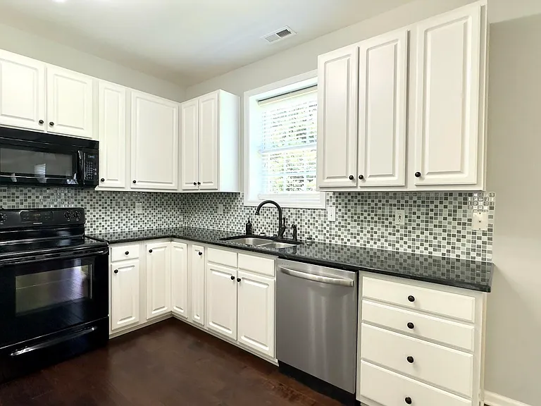 21 Ginger Gold Dr — Photo 6