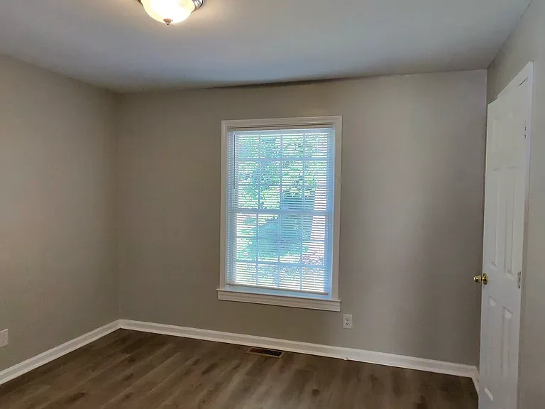 6817 Deanwood Pl — Photo 11