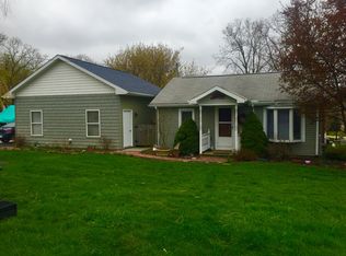 8155 Silver Lake Rd, Linden, MI 48451