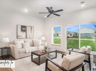 2806 S Broek Dr, Sioux Falls, SD 57106