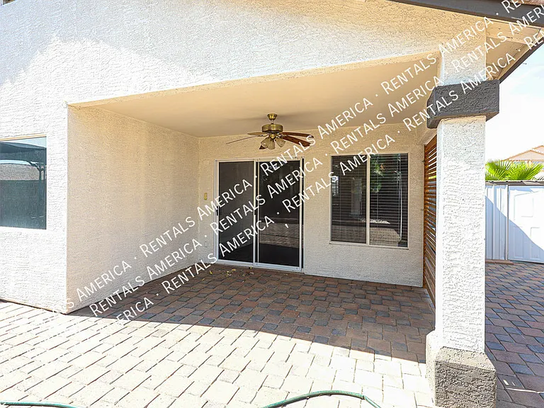 15428 W Mauna Loa Ln — Photo 37