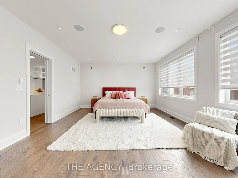 32 Conger St — Photo 21