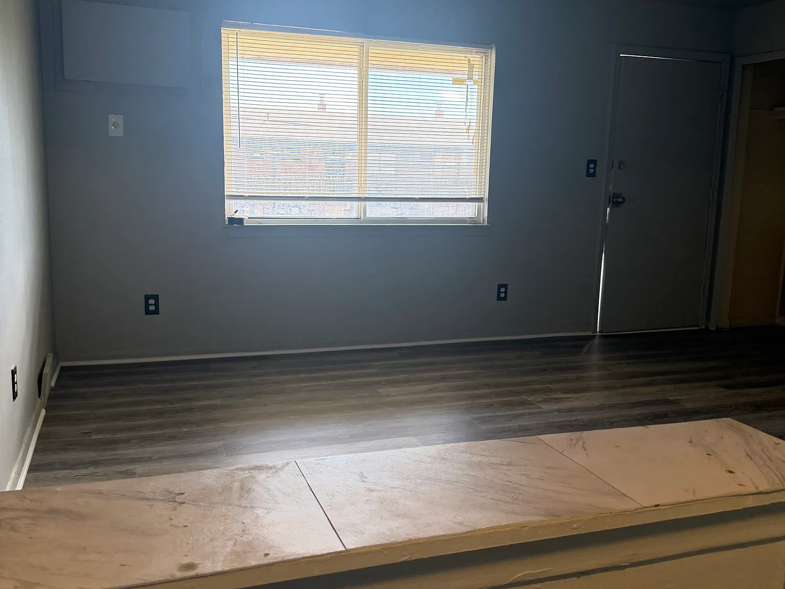 2 bed, $1,100 — Photo 3