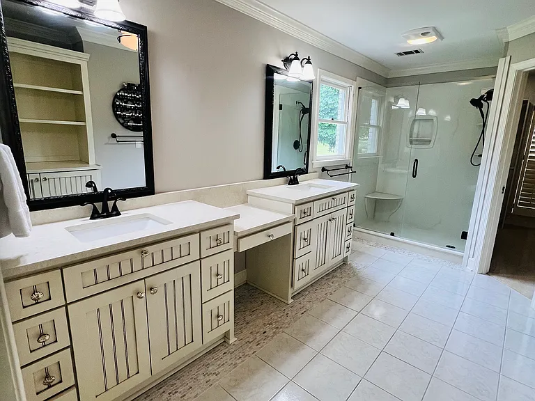 205 Kinderhill Ct — Photo 12