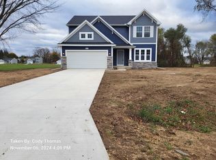 58595 Winterwood Ln, Three Rivers, MI 49093