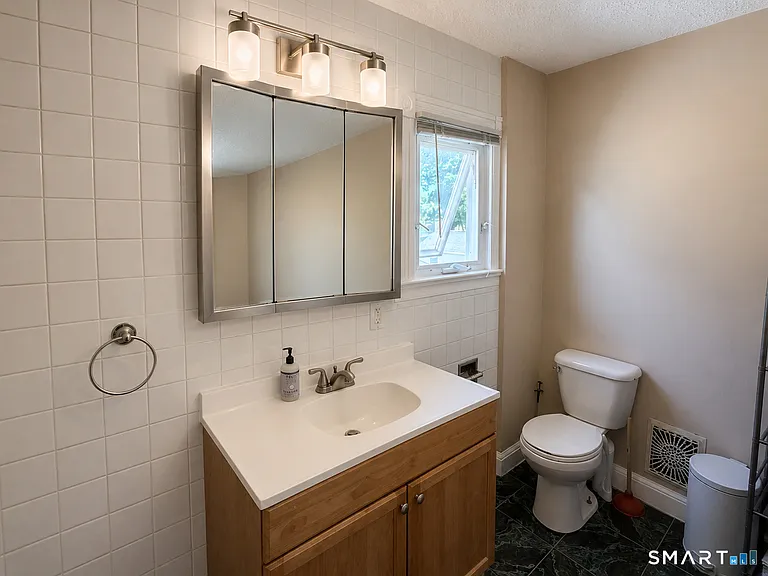 11 Hine St — Photo 21
