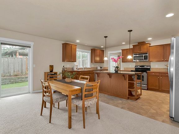 5th image of 3128 Yewtrails Dr NW