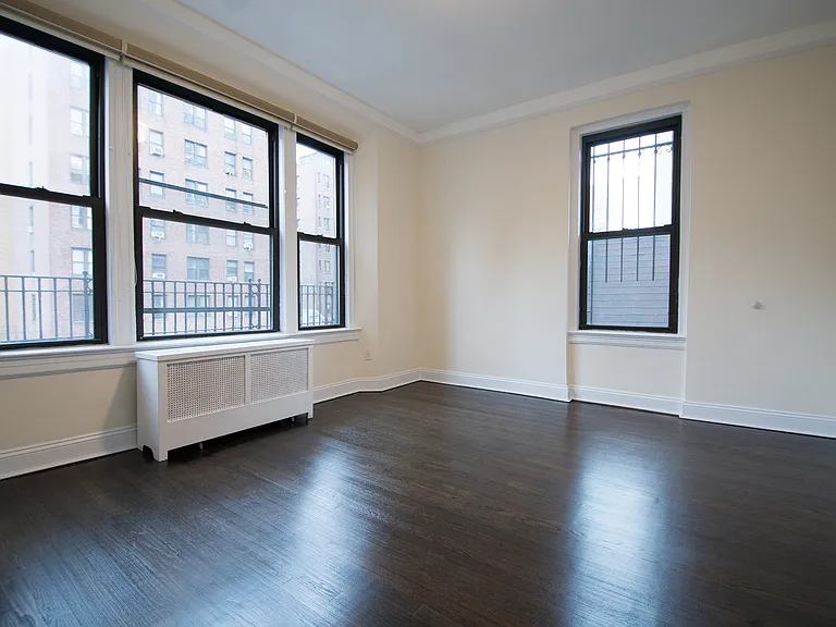 245 W 72nd St #7A — Photo 6