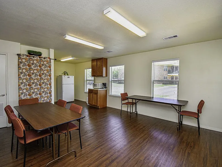 200 Daniel Dr — Photo 12