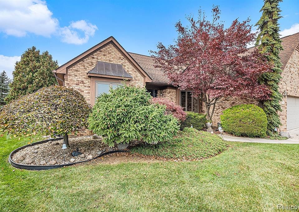 33887 Sunrise Dr, Fraser, MI 48026 MLS 20230093965 Zillow