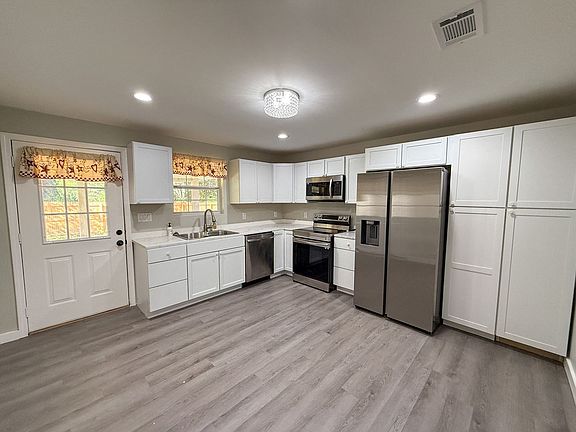 4th image of 5714 Sunbeam St