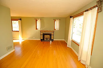 1517 29th Ave SW #MAIN FLOOR — Photo 4