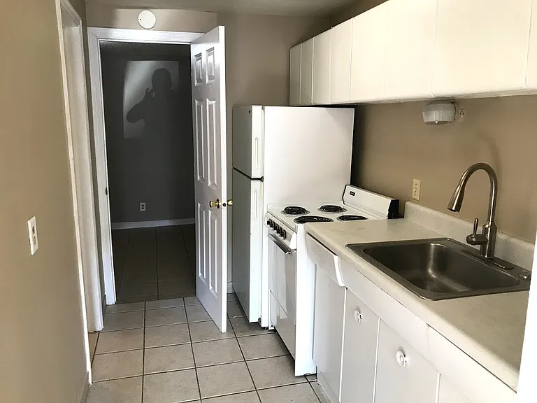 3058 Poppleton Ave #B — Photo 7