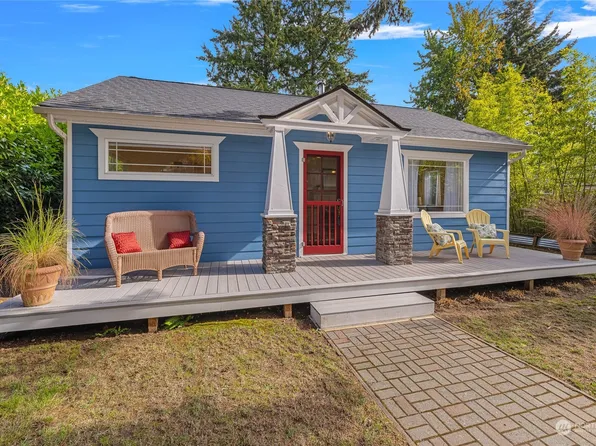 9734 31st Avenue SW, Seattle, WA 98146