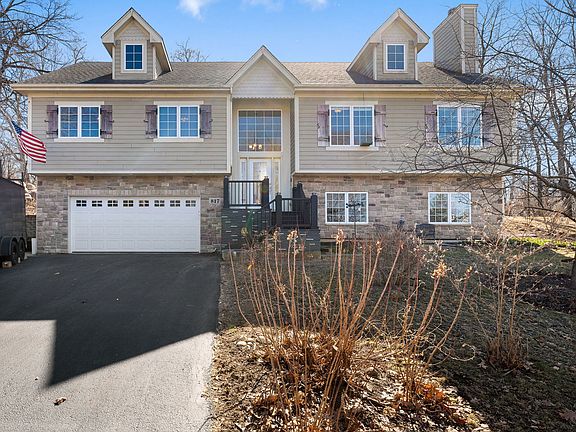 2nd image of 817 Regner Rd