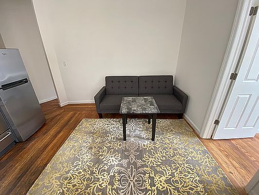 5th image of 205 W 103rd St APT 5F