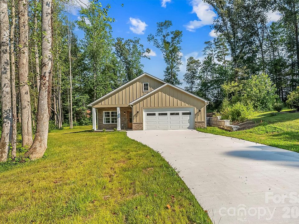 1st image of 156 Oakdale Dr