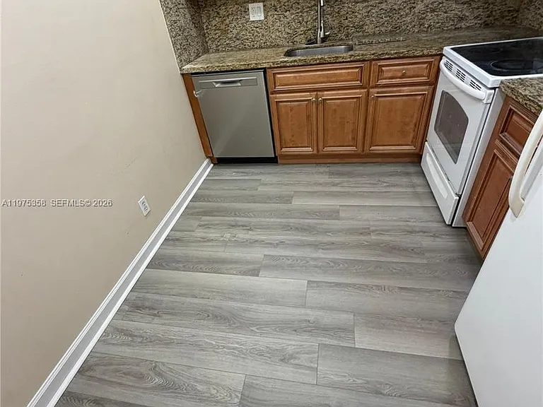 600 Three Islands Blvd #1014 — Photo 9