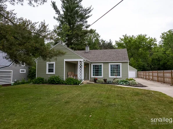 5161 Grand River Dr NE, Grand Rapids, MI 49525