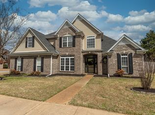 8650 Spice Wood Ln, Cordova, TN 38018