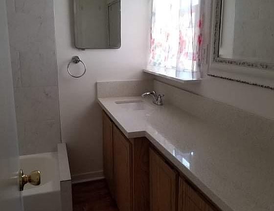 4th image of 2264 Overland Ave