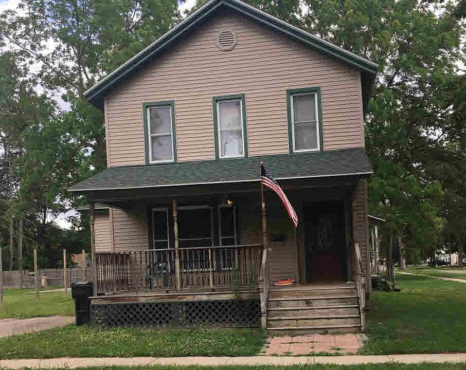 1st image of 219 Goodhue St