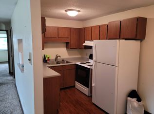 1310 Eagle Ave APT 8, Washington, IL 61571