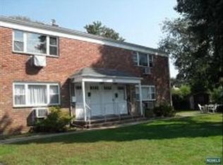 12 Storms Pl APT 2, Haskell, NJ 07420
