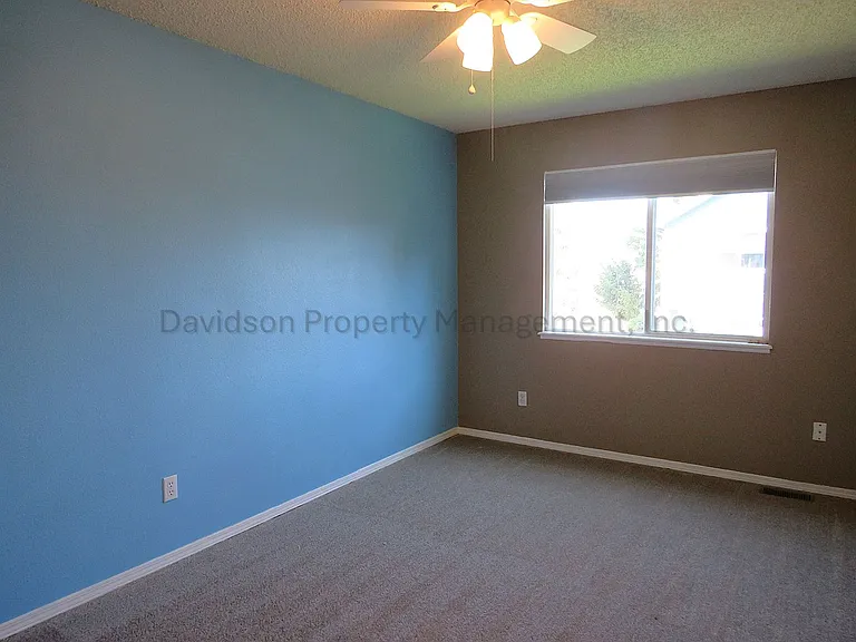 3280 Richmond Dr — Photo 11