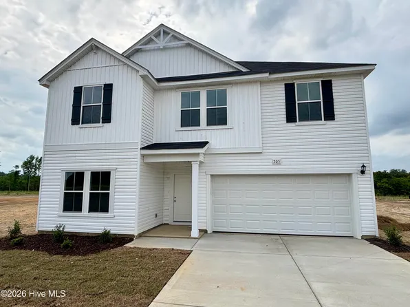 203 Hallwood Drive, Pikeville, NC 27863