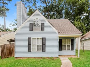 305 N Grove Cir, Brandon, MS 39047