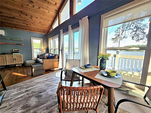 2nd image of 28509 Playmor Beach Rd