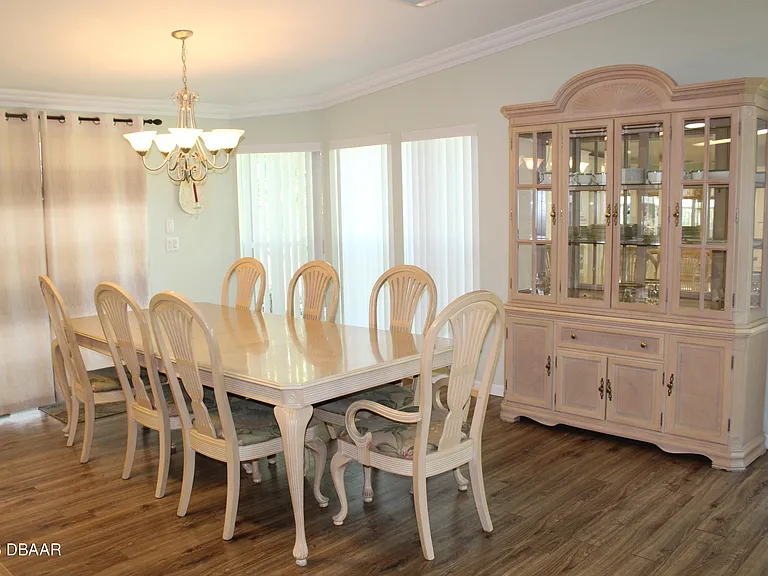 145 Green Forest Dr — Photo 6
