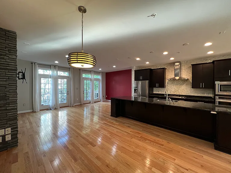 7447 Burnside Way — Photo 7