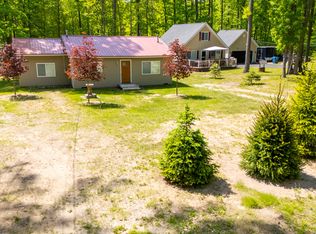 408 Kirkshire Ave, Roscommon, MI 48653