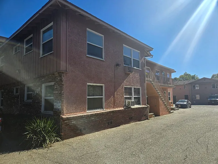 15904 Sherman Way #3 — Photo 8