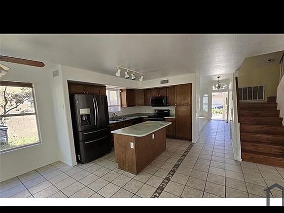 3rd image of 8942 W Lockland Ct