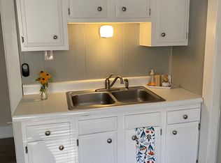 140 Lyman St #2, South Hadley, MA 01075