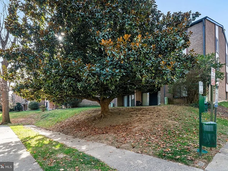 3107 Buccaneer Ct #2 — Photo 37