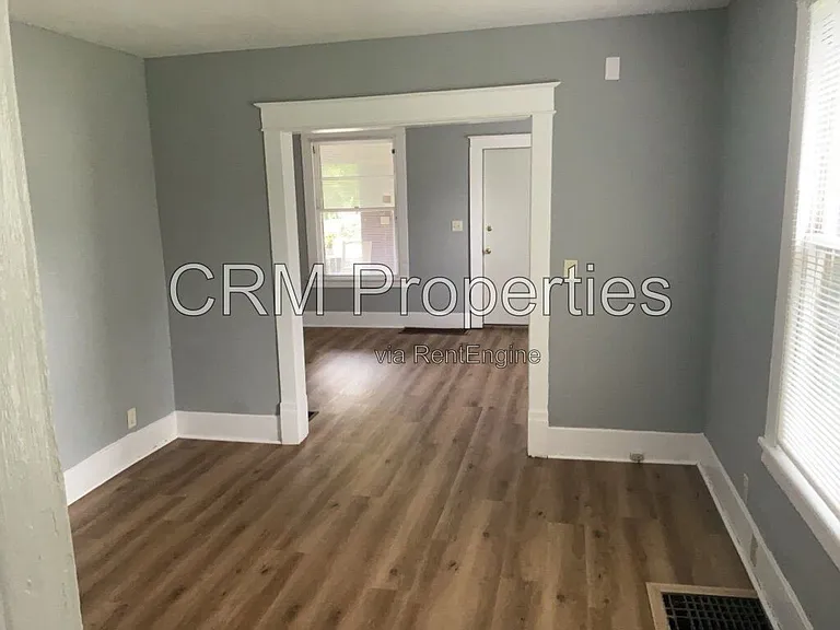 717 E Mulberry St #1 — Photo 7