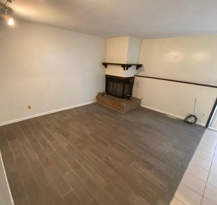 3985 W 73rd Ave
