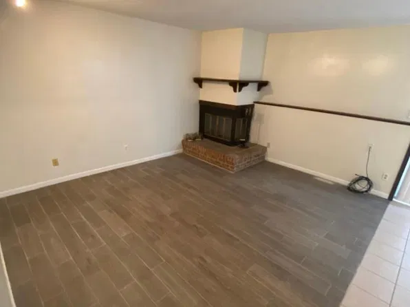 3985 W 73rd Ave, Merrillville, IN 46410