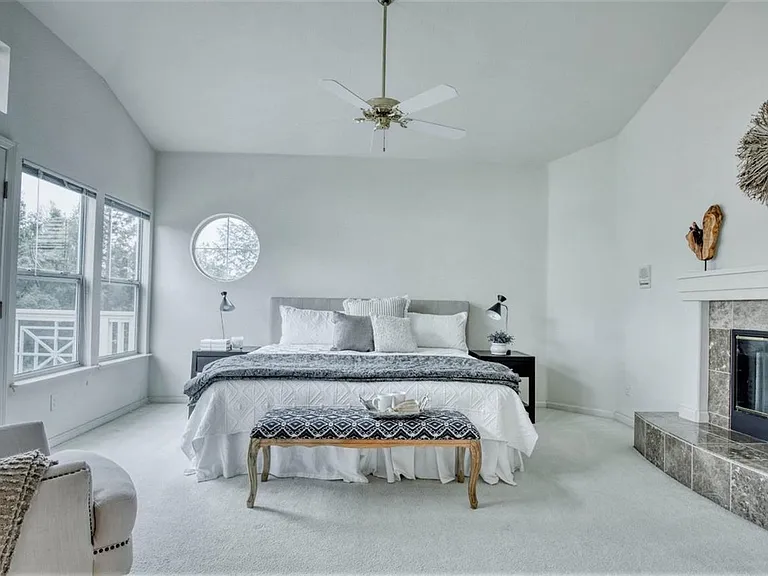 3233 Quail Hollow Dr #1 — Photo 16
