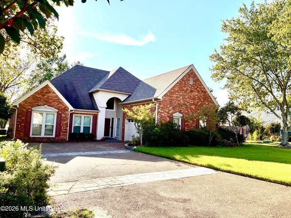 8327 Waverly Cv, Olive Branch, MS 38654