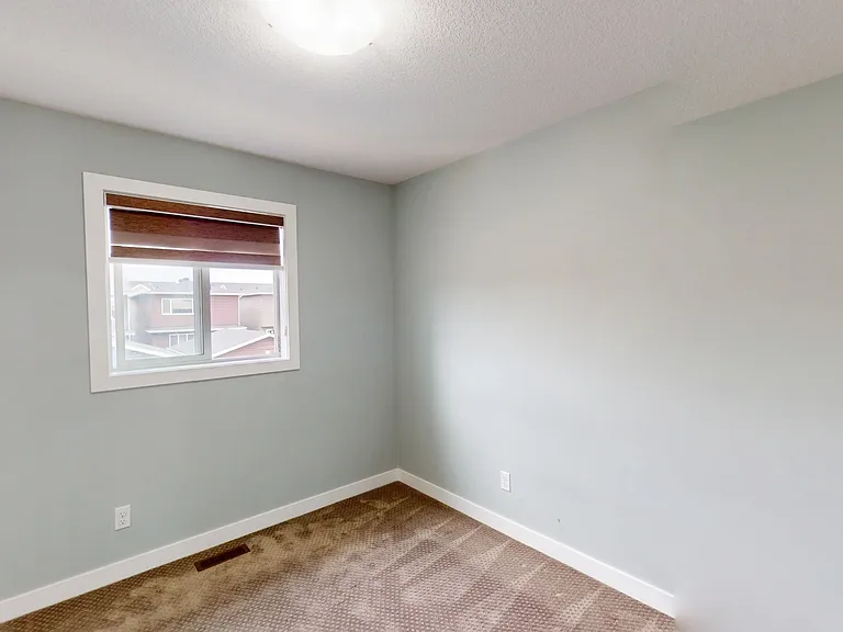 5 Red Embers Row NE — Photo 15