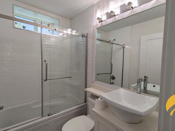 4 bedroom rental in Vancouver — photo 9